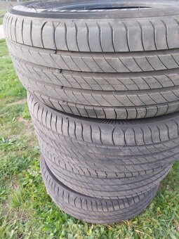 Pneu 195/55R16 - 4