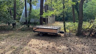 Predám rozkladací obytný príves COMBI CAMP - 4