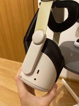 Oculus Quest 2 (128GB) - 4