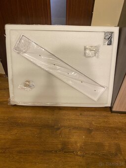 Zrkadlo s 18 LED žiarovkámi - 4