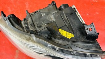 Svetla bmw e90 - 4