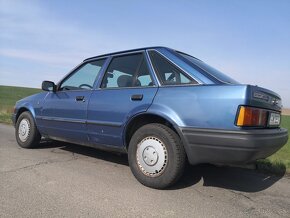 Ford Escort 1,4 GHIA,1987, MK4, platná TK, EK - 4