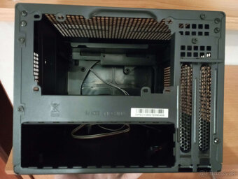 SilverStone SST-SG13B-Q Sugo čierna - 4