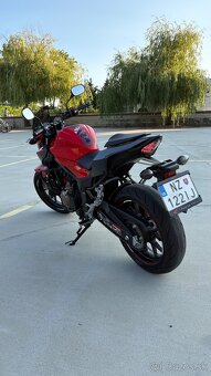 Honda CB500F - 4
