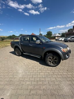 Mitsubishi l200 - 4