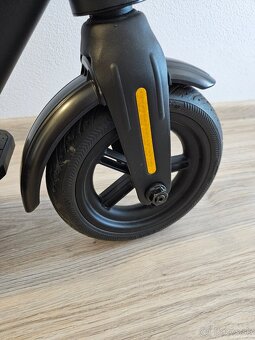 Elektro kolobežka Kickscooter - 350W motor,120kg nosnosť - 4