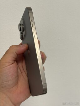 Apple iPhone 15 Pro Max 256GB - 4