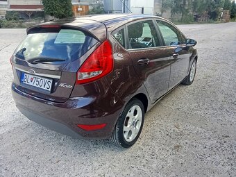 Ford fiesta 1.25 benzín titanium - 4
