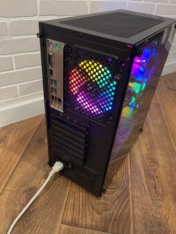 Herný počítač - 4