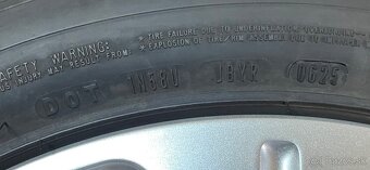 Predám 2 ks pneumatiky Dunlop - 4