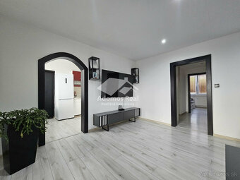 3 - IZBOVÝ BYT KOMENSKÉHO / TREBIŠOV - 4