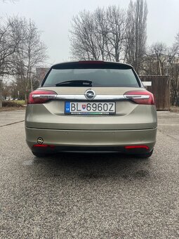Opel INSIGNIA SPORTS TOURER SW 2.0 CDTi 120 kW - 4