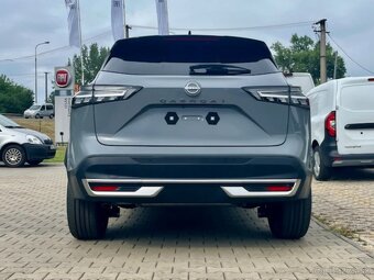 Nový Nissan Qashqai 1.3 DIG-T MHEV X-Tronic Tekna+Bose - 4
