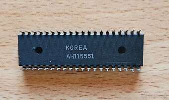 MOS 6502 procesor pre 8-bit floppy Commodore 1541, Atari 810 - 4