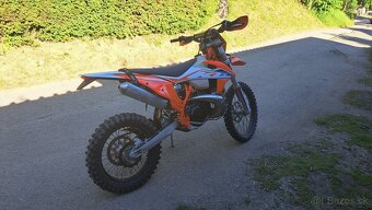 Exc 300 2023 - 4