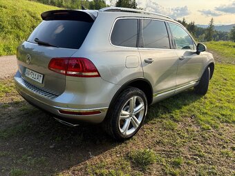 Volkswagen Touareg II 3.0 V6 TDI BMT Premium 4MOTION - 4