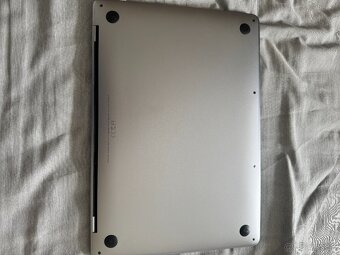 MacBook Pro 13” 2019 touch bar touch id - 4