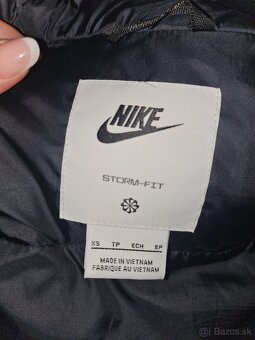 Zimná bunda XS - Nike Sport Swear pre vek 11 - 14 rokov - 4