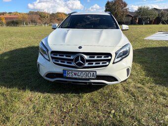 Mercedes Benz GLA 180, 5/2018, 90kw, - benzín -znížená cena - 4