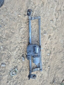 Predám mechanizmus predných stieračov pre Škoda Octavia II 2 - 4