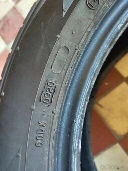 Nokian powerproof R17 225/50 ZR17 - 4