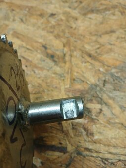 Babetta 210 hriadeľ šľapadiel - 4