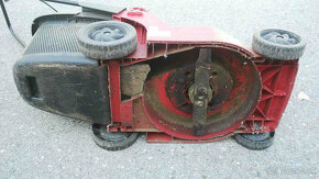 Predám elektrickú kosačku MTD - 4