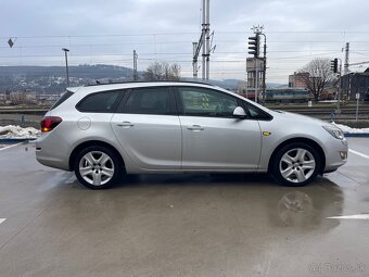 Opel Astra J 1.7Cdti r.v.2011 - 4