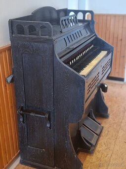 Predám  harmónium Julius Guna - 4