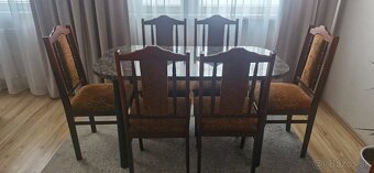 Stôl a stoličky - 4