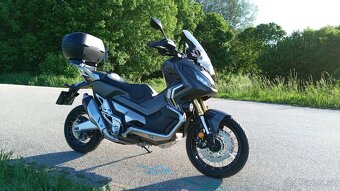 Predám Honda X-ADV 750 - 4