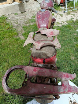 Jawa 250 353 - 4
