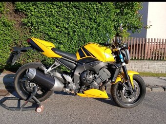 GIVI BOČNÉ NOSIČE YAMAHA FZ1 1000/FAZER (06-15) - 4