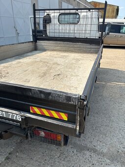 Nissan Cabstar - 4