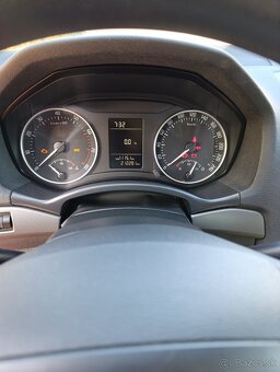 Octavia 1,6 benzín r.v. 2011 - 4