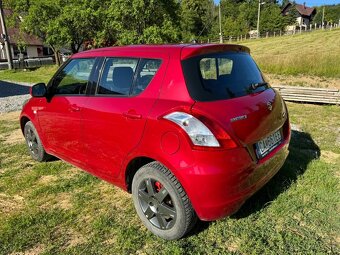 Predám suzuki swift 4x4 - 4