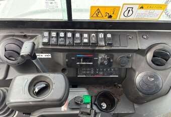 Bager Takeuchi TB 250-2, 29 kW - 4