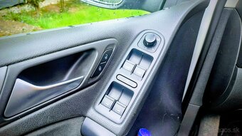 Volkswagen Golf 6,1.2 TSI, 4 valec. - 4