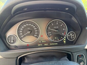 BMW 3 GT 320d - 4