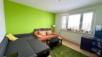 PREDAJ ATRAKTÍVNEHO 3-IZB. BYTU S LOGGIOU V PROSTREDÍ PLNOM - 4