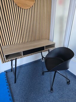 Predám písací stolík aj stoličku - 4