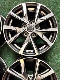 5x114,3 R16 Originál alu Mazda CX3 - 2019 - 4