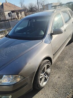 Škoda Octavia combi II 2.0tdi automat - 4