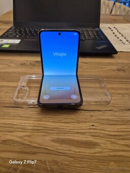 Samsung Galaxy Z Flip 5 - 4