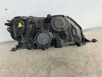 ŠKODA RAPID 2012- ĽAVÝ PREDNÝ XENON - 4