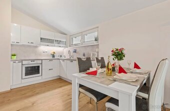 PREDAJ | 4-IZBOVÝ DOM - 4