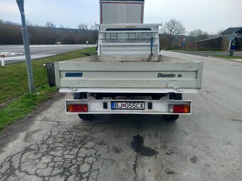 Zdravím ponúkam na predaj valník  2.8 Dizel - 4