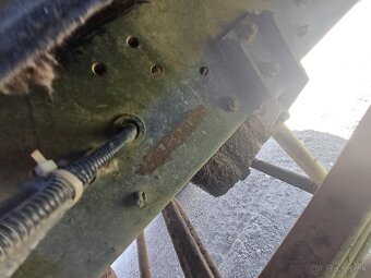 Man s hydraulicku rukou sklapac - 4