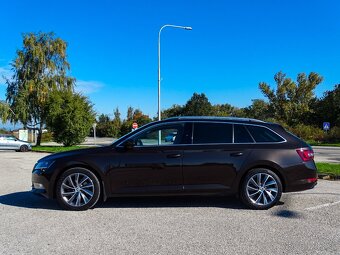 Škoda Superb Combi 2.0 TDI Style DSG, 110kW, 1.MAJITEL - 4