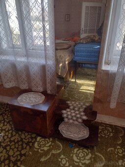 Predám starý nábytok. - 4